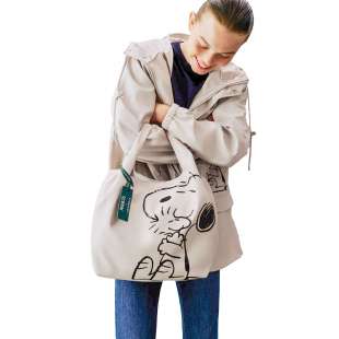 Coccinelle Peanuts Snow E1T1E110101Y16 2