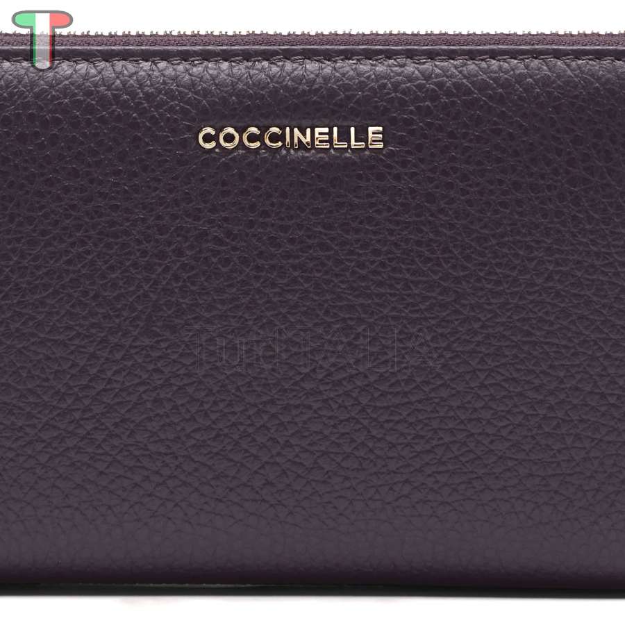 Coccinelle Metallic Large Prune E2MW5113201V87